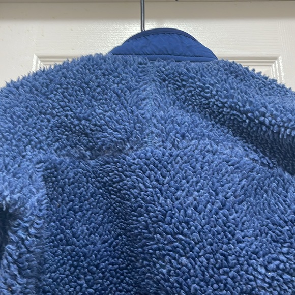 Patagonia® Worn Wear
Kid's Retro Cardigan size small - Picture 6 of 7